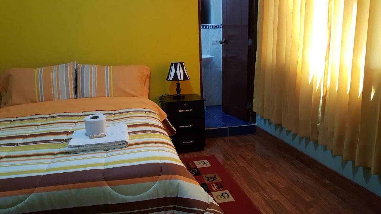 Hostal Los Pinos Huancayo Exteriör bild